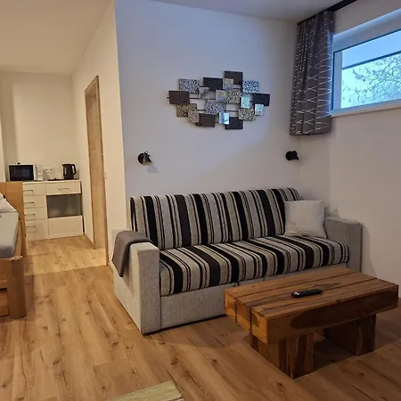 Апартаменты Etschbacher