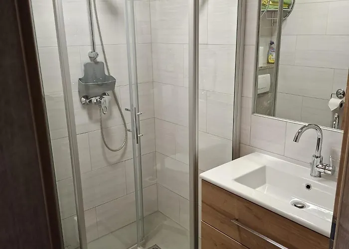 Etschbacher * Хаус-им-Энншталь