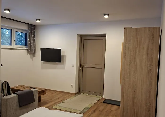 Апартаменты Etschbacher