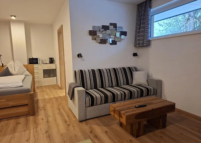 Апартаменты Etschbacher